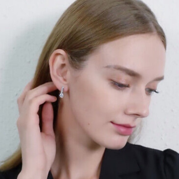 NEW STERLING Silver Luxury Earrings - Picture 2 of 3